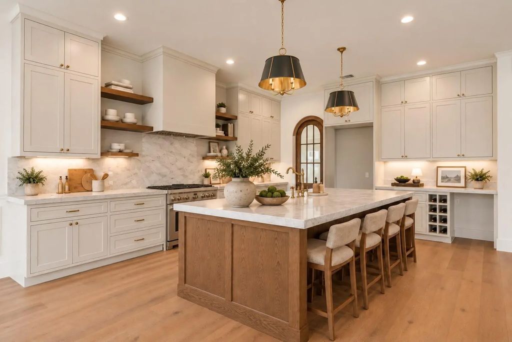 1726 Saxon Drive, Houston