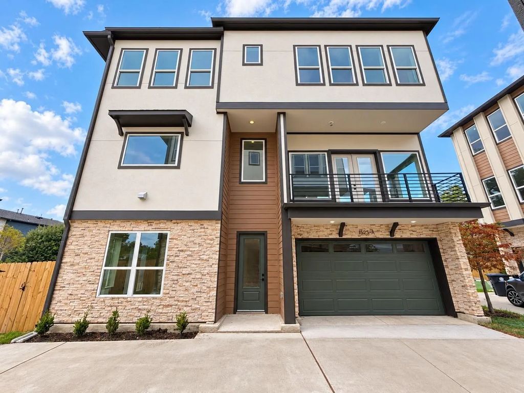 1525 Caywood Lane A, Houston