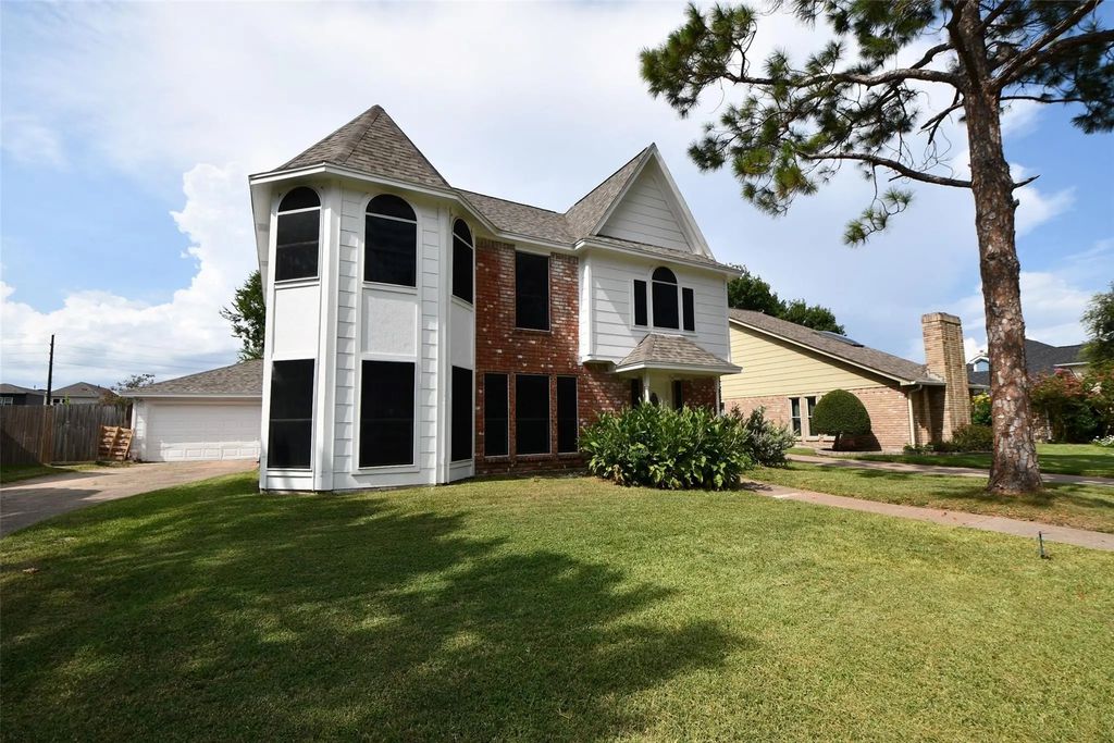 14706 W Bend Drive, Houston
