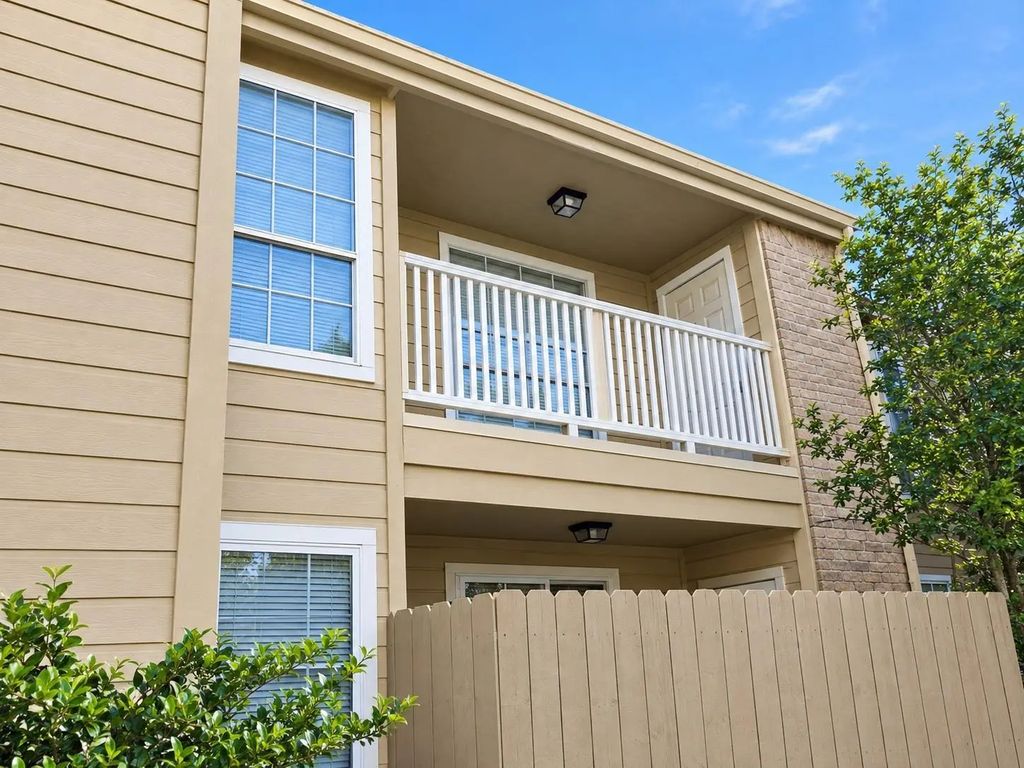 10211 Sugar Branch Drive 432, Houston