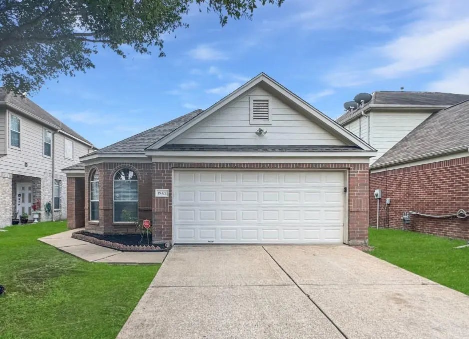 19327 Harvest Stream Way, Houston