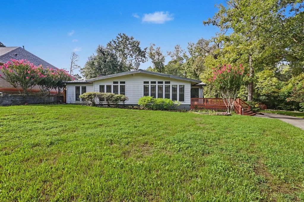 122 Warbonnet Drive, Conroe