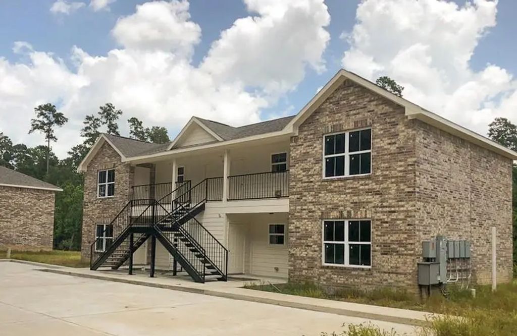 1012 Foster Drive D, Conroe