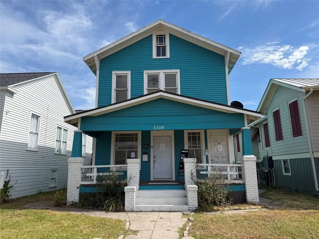 3309 Bernardo De Galvez Avenue, Galveston