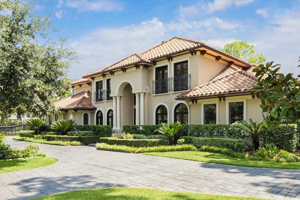 570 Lanecrest Lane, Houston