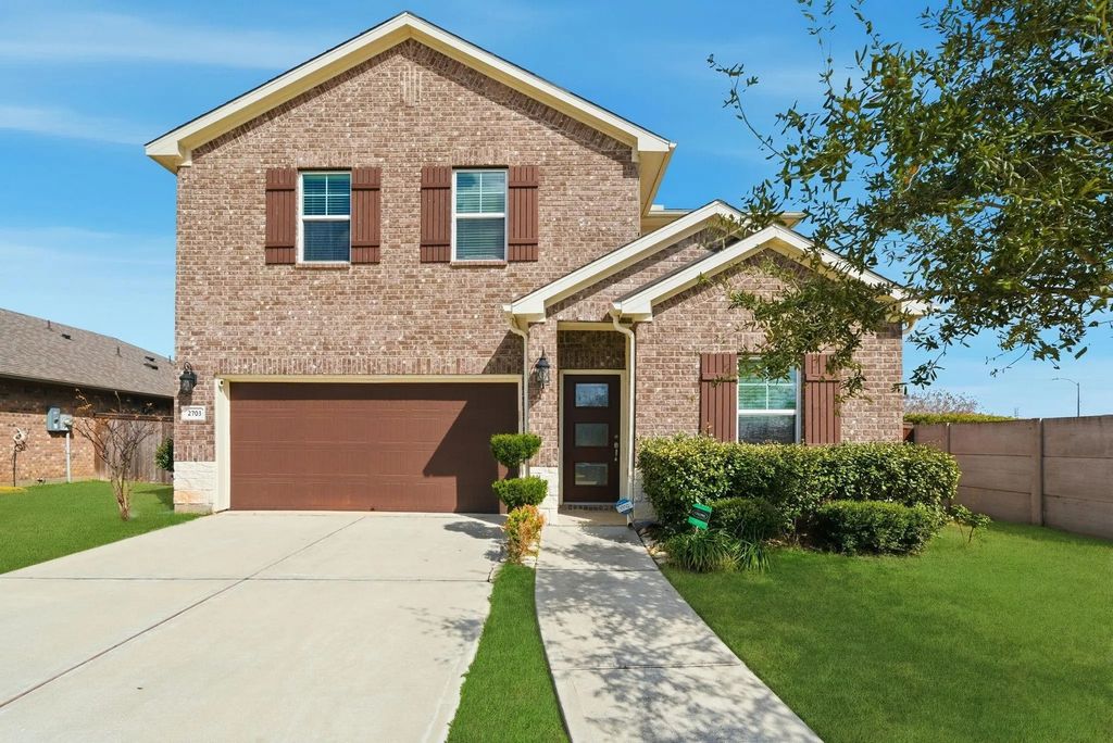 2703 Fairfield Landing Lane, Pearland