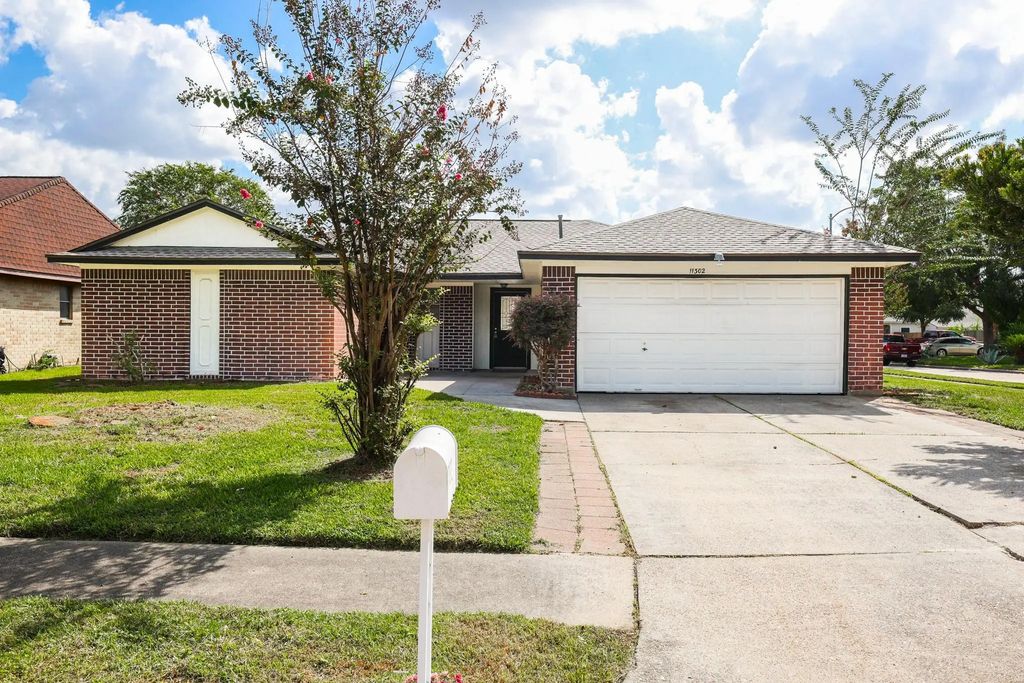 11302 Paramount Lane, Houston