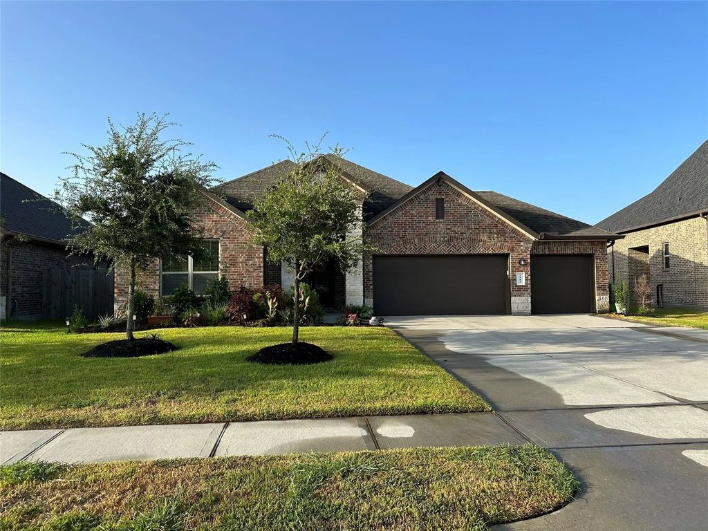 2982 Austin Breeze Lane, League City