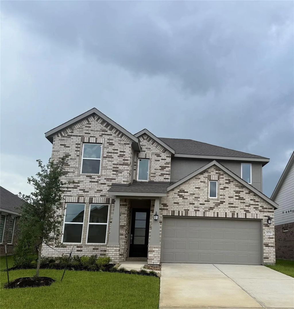 21711 Willow River Canyon Lane, Waller