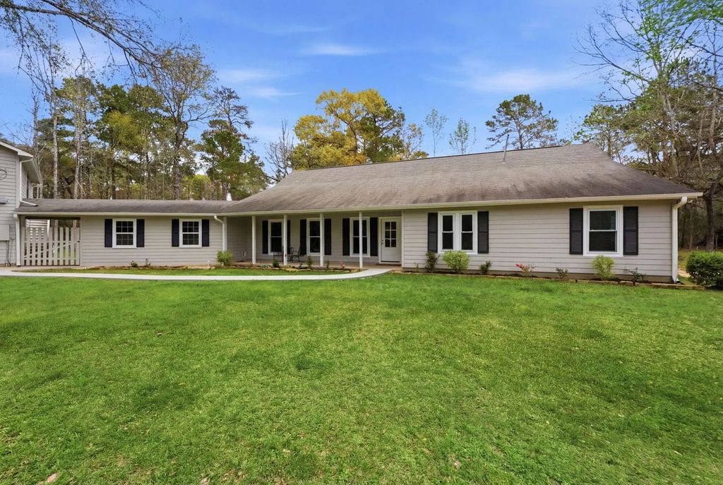 5222 Ranch Hill Drive, Magnolia