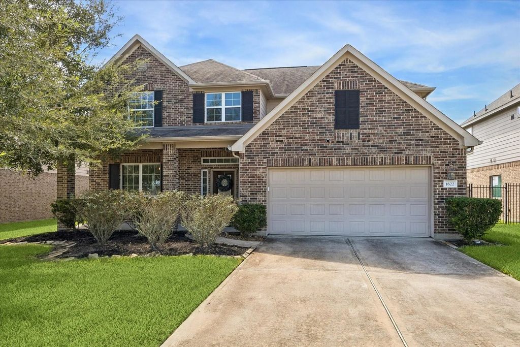 1822 Luminous Waters Lane, Rosharon