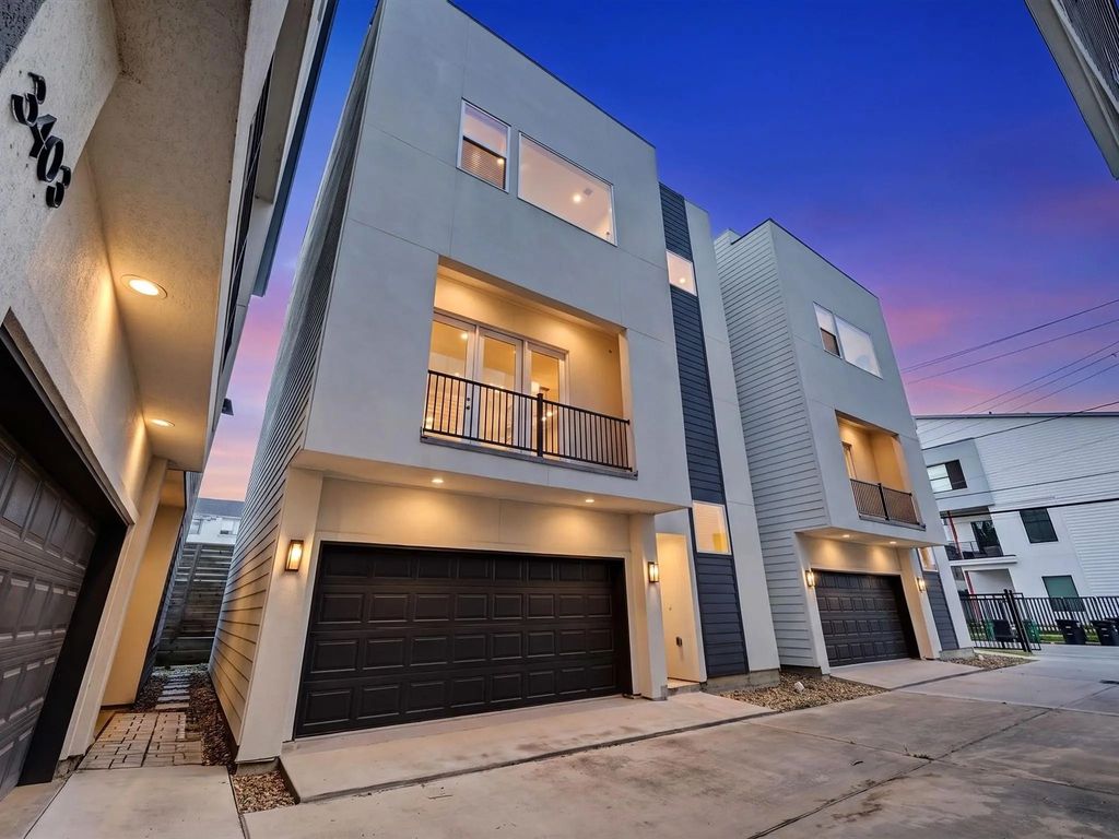 3405 Baer Street, Houston