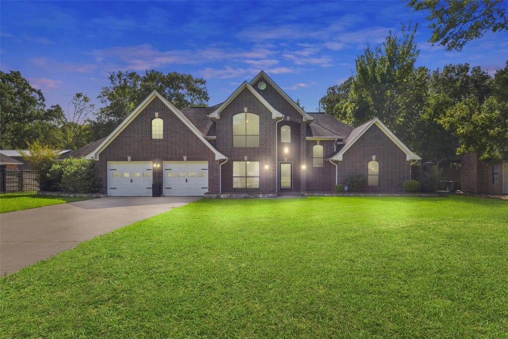 223 Oetken W, Anahuac