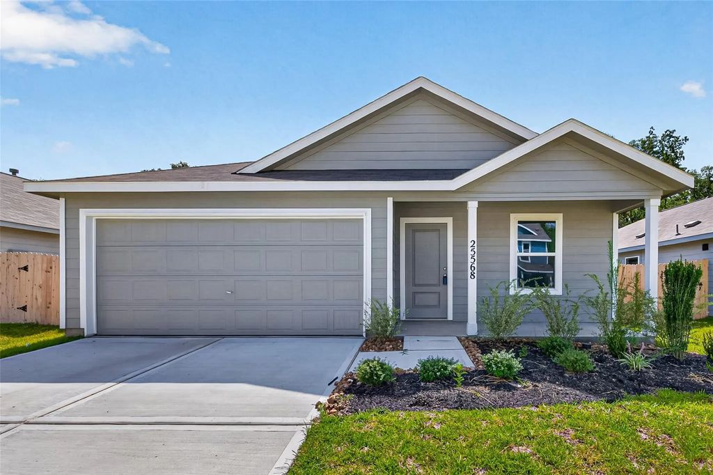 25568 Rose Creek Drive, Cleveland