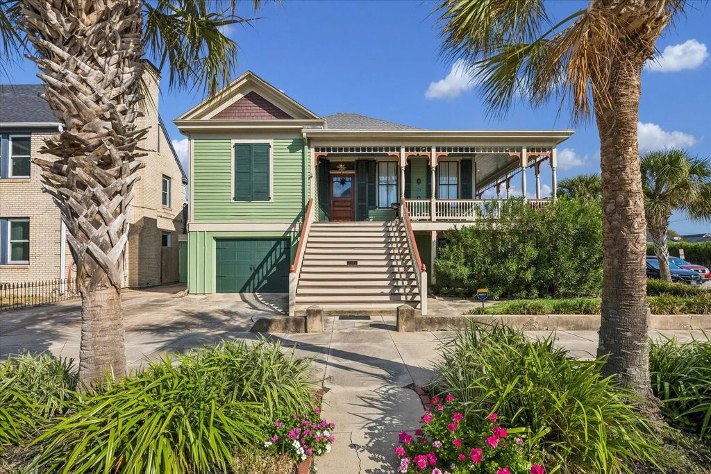 2102 Avenue P, Galveston