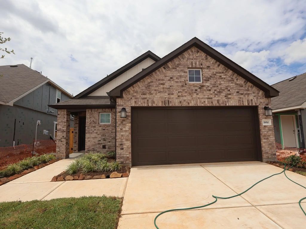 5950 Texas Sun Drive, Fulshear