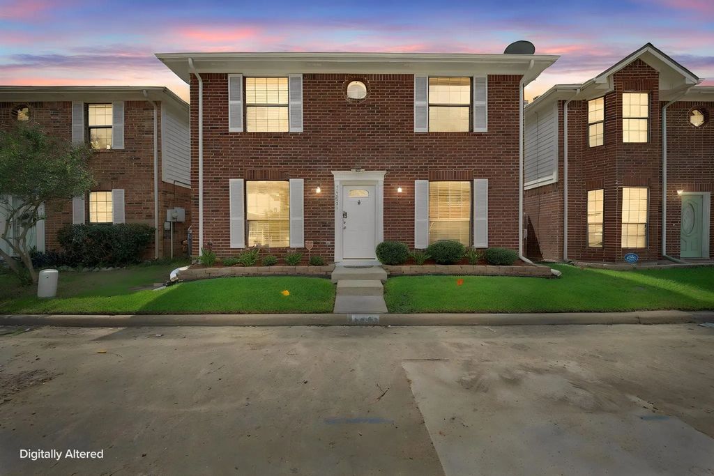 13831 Trumpetvine Street, Houston