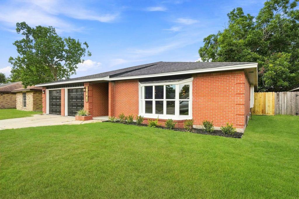 1343 Littleport Lane, Channelview