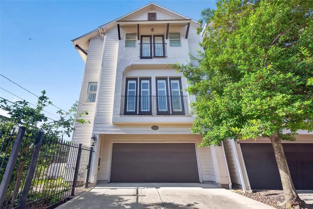1102 W 15th Street, Houston