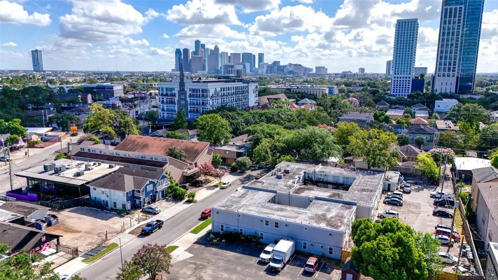 1423 Hawthorne 5, Houston