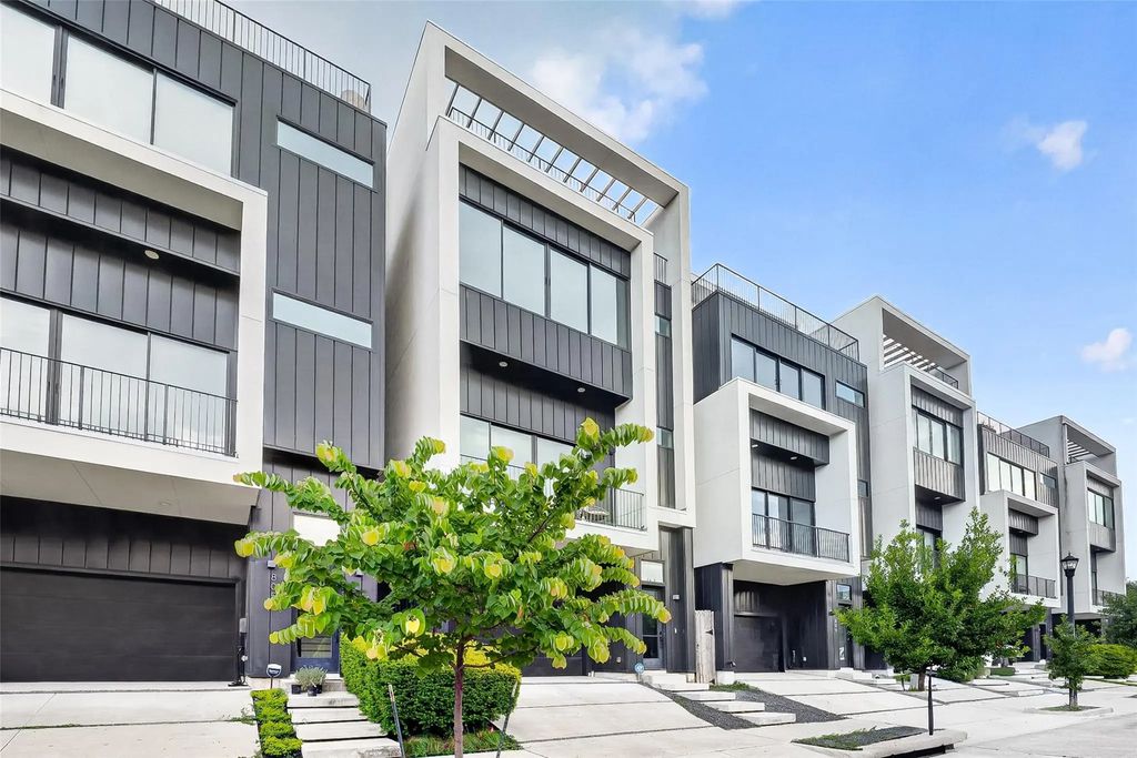 807 Memorial Heights Drive, Houston