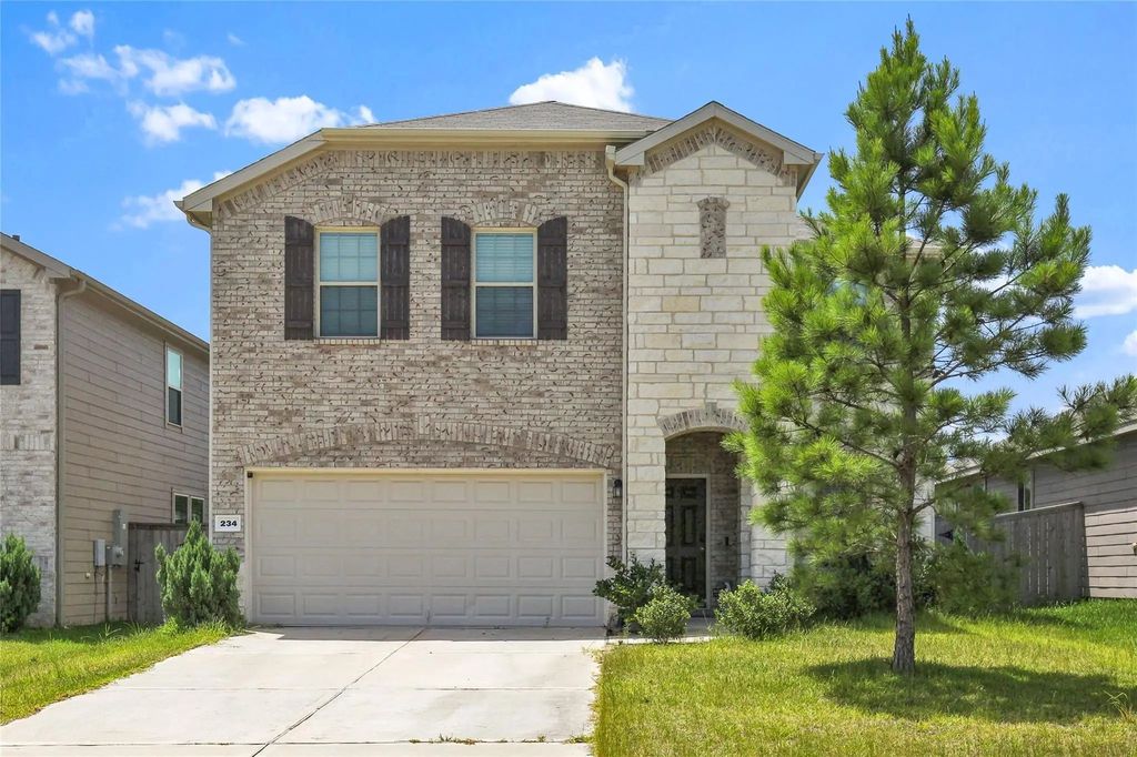 234 Pine Cavern Drive, Conroe