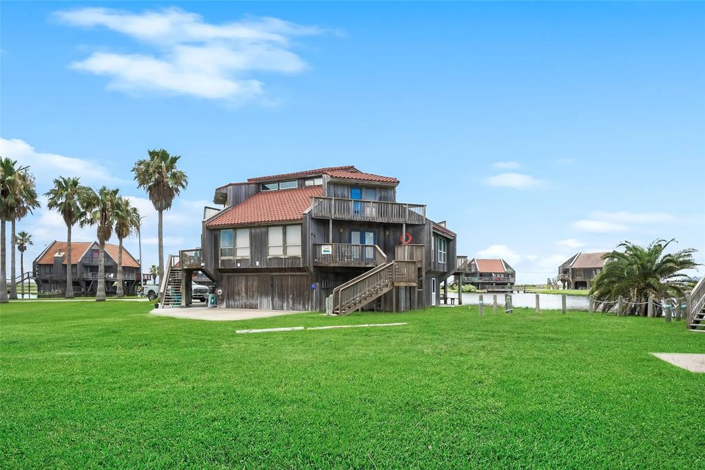 121 Private Road 638 36a, Matagorda