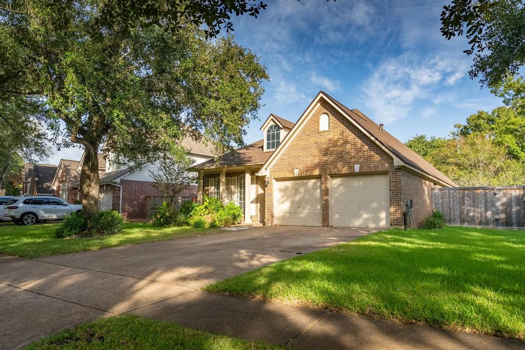 4426 Ringrose Drive, Missouri City