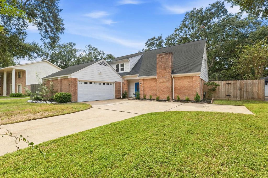 4411 Deerfield Village Drive, Houston
