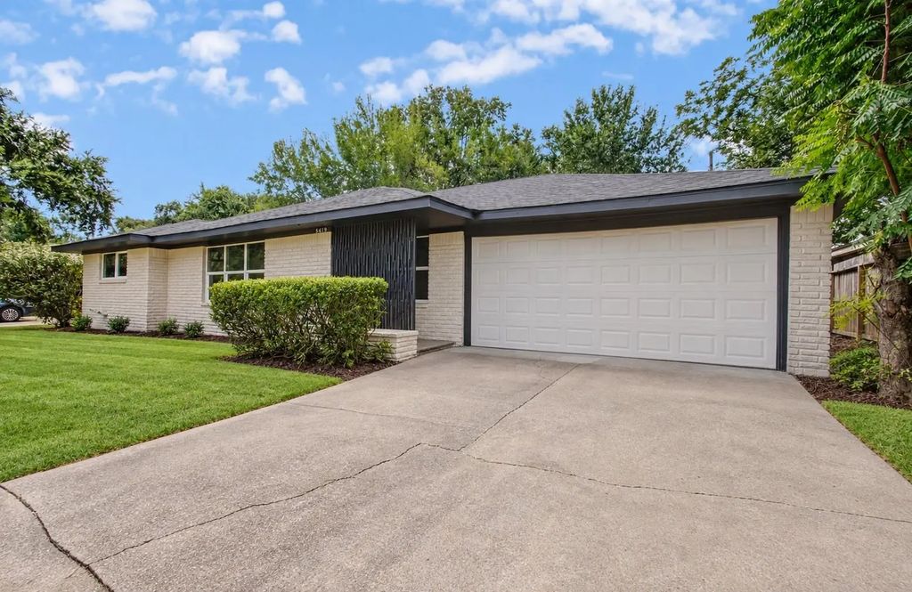 5619 Warm Springs Road, Houston