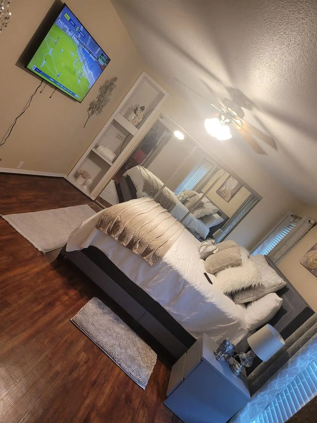 3303 W Greenridge Drive 15, Houston