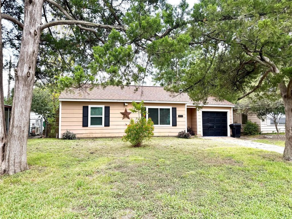 6713 Barney Road, Houston