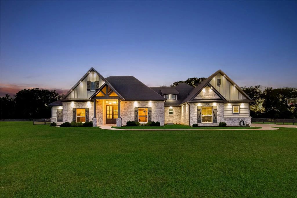 415 China Grove Drive, Rosharon