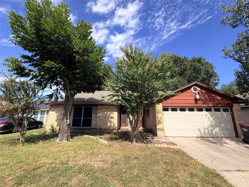 2731 Flintrock Circle, Houston