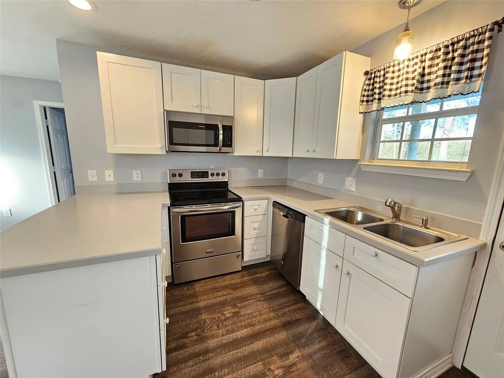 25411 T K C Road, Tomball