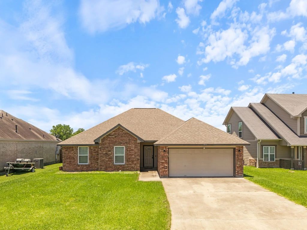 4804 Stingray Drive, Bay City