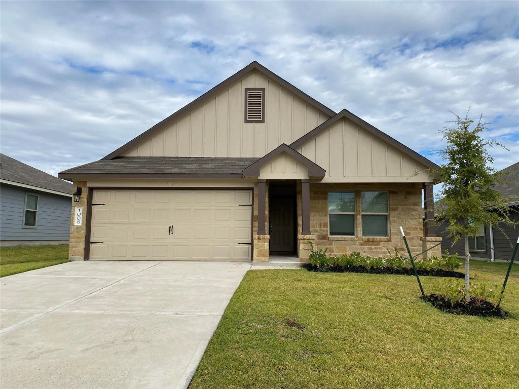 1008 Davy Street, Brenham