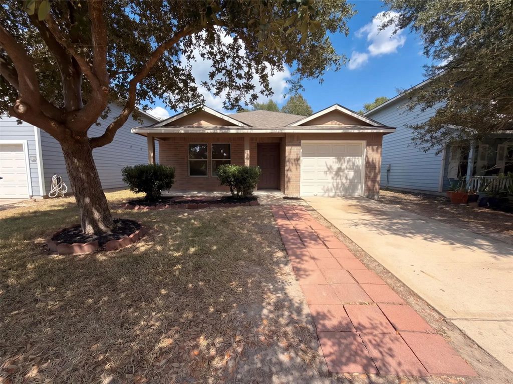 7435 Kennemer Drive, Humble