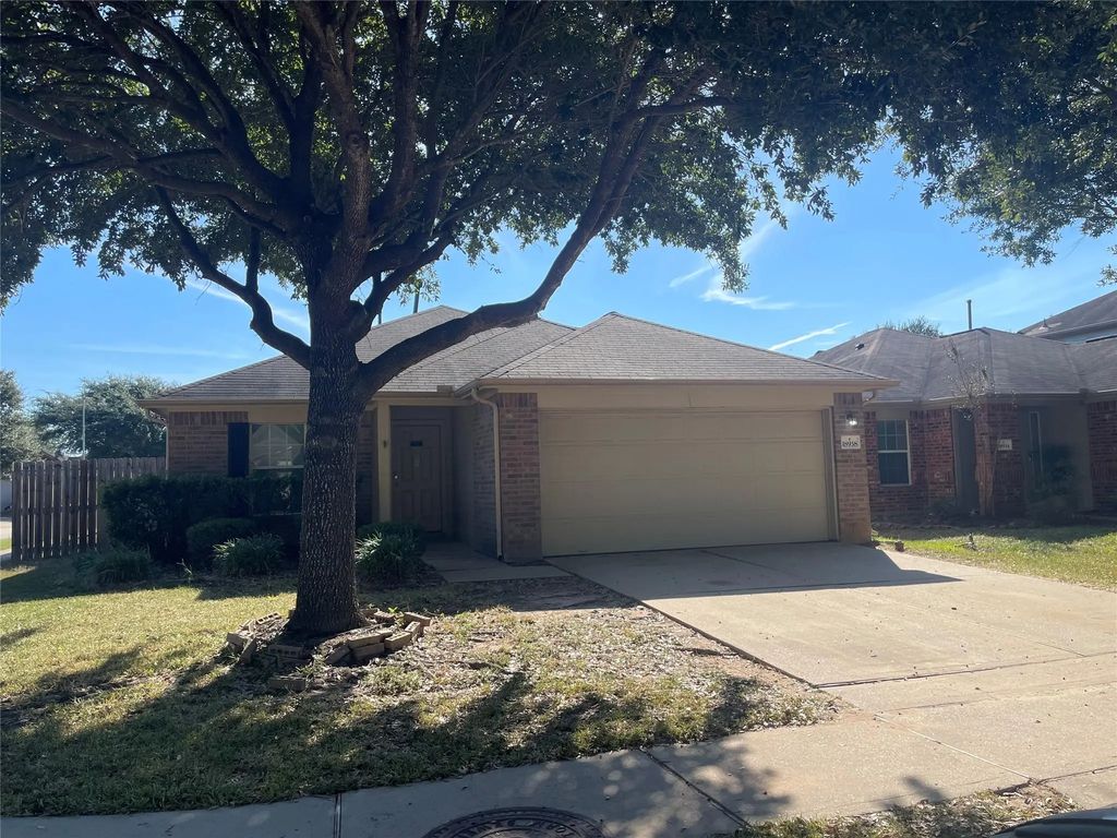 18938 Wellock Lane, Tomball