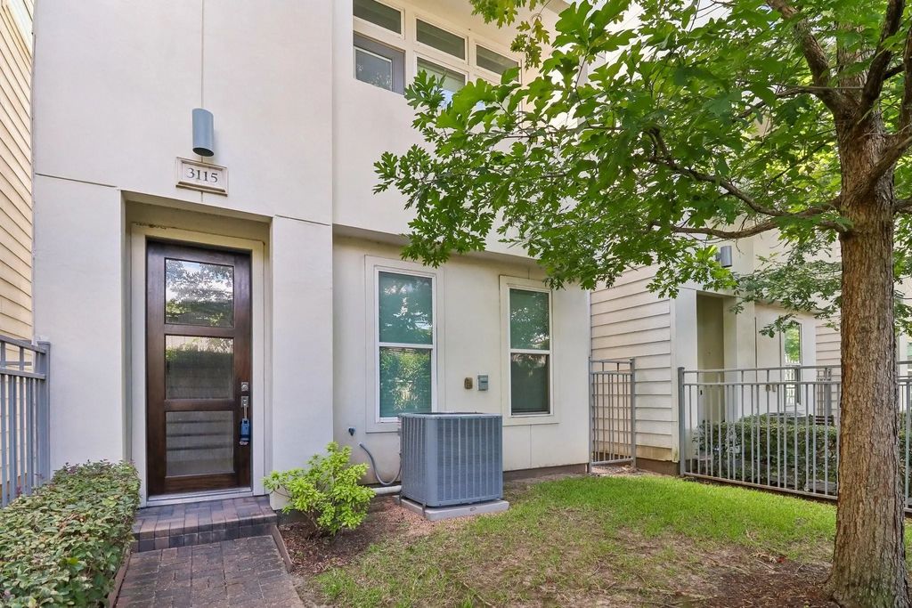 3115 Leeland Street, Houston