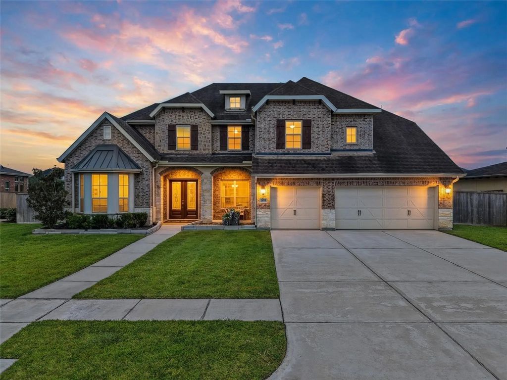 1805 Sterling Creek Drive, Friendswood