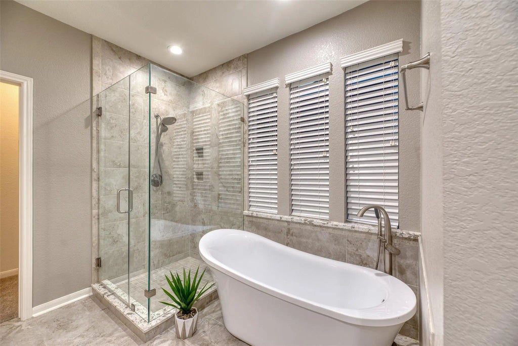 19226 Atherton Lane, Houston