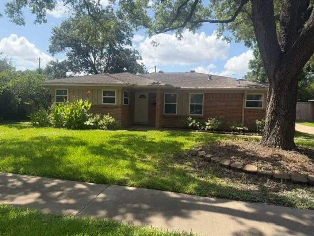 5339 Carew Street, Houston