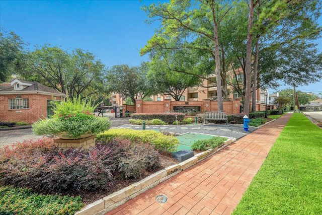 2100 Welch Street C121, Houston