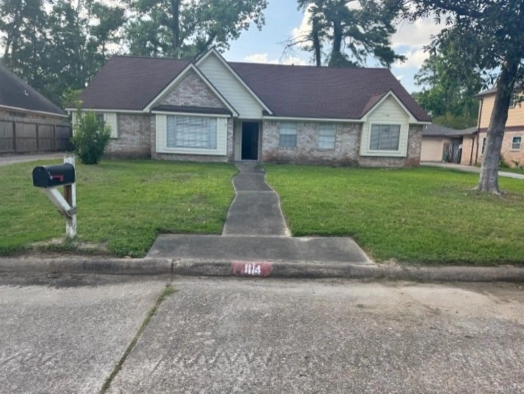 1114 Manatee Lane, Houston