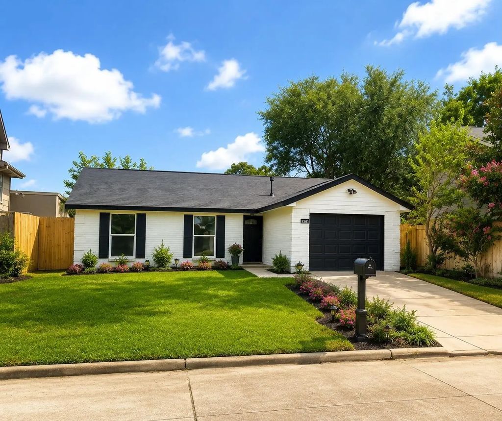 5303 Ingomar Way, Houston
