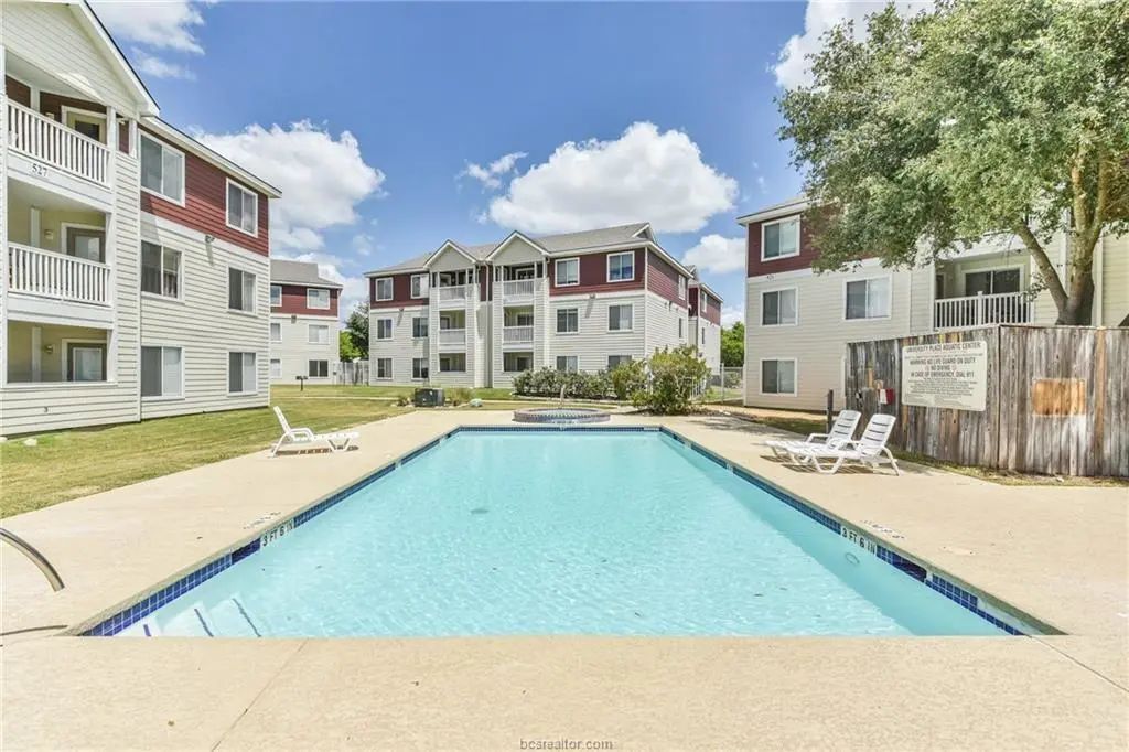 529 Southwest Parkway Parkway 203, College Station