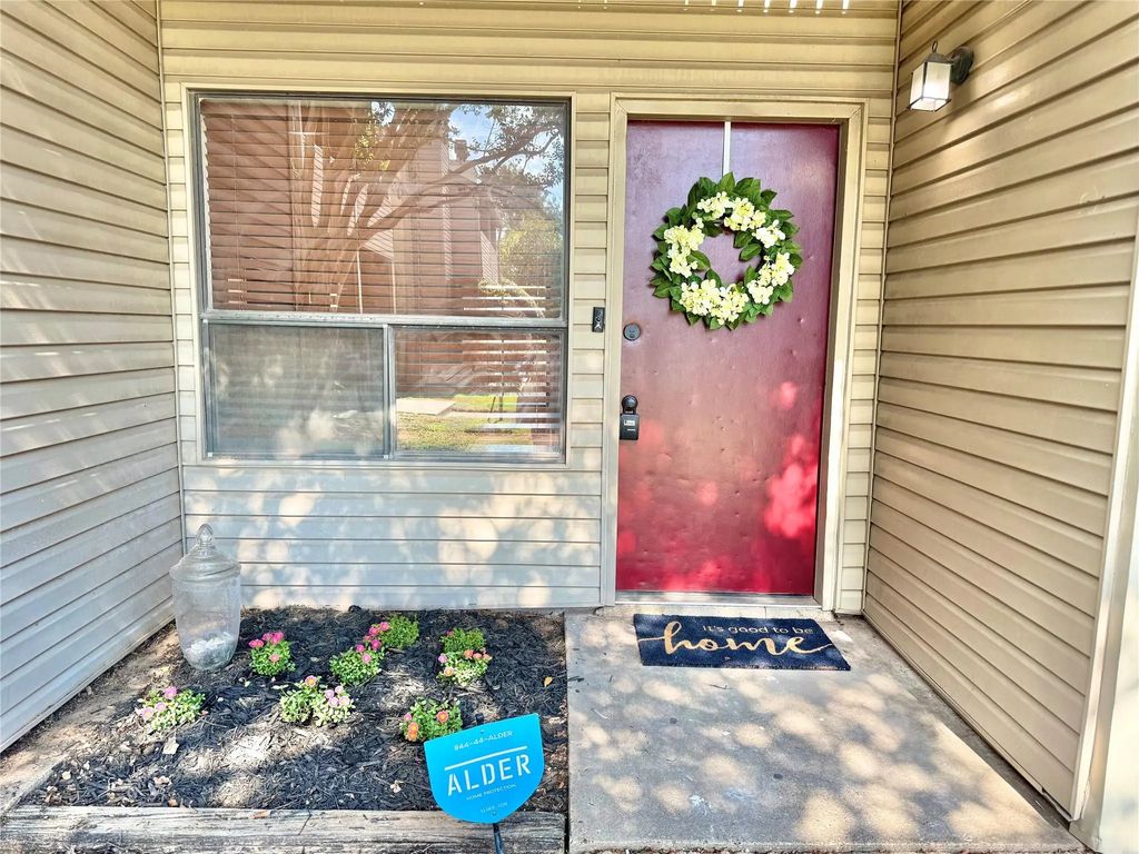 1900 Dartmouth Street H1, College Station