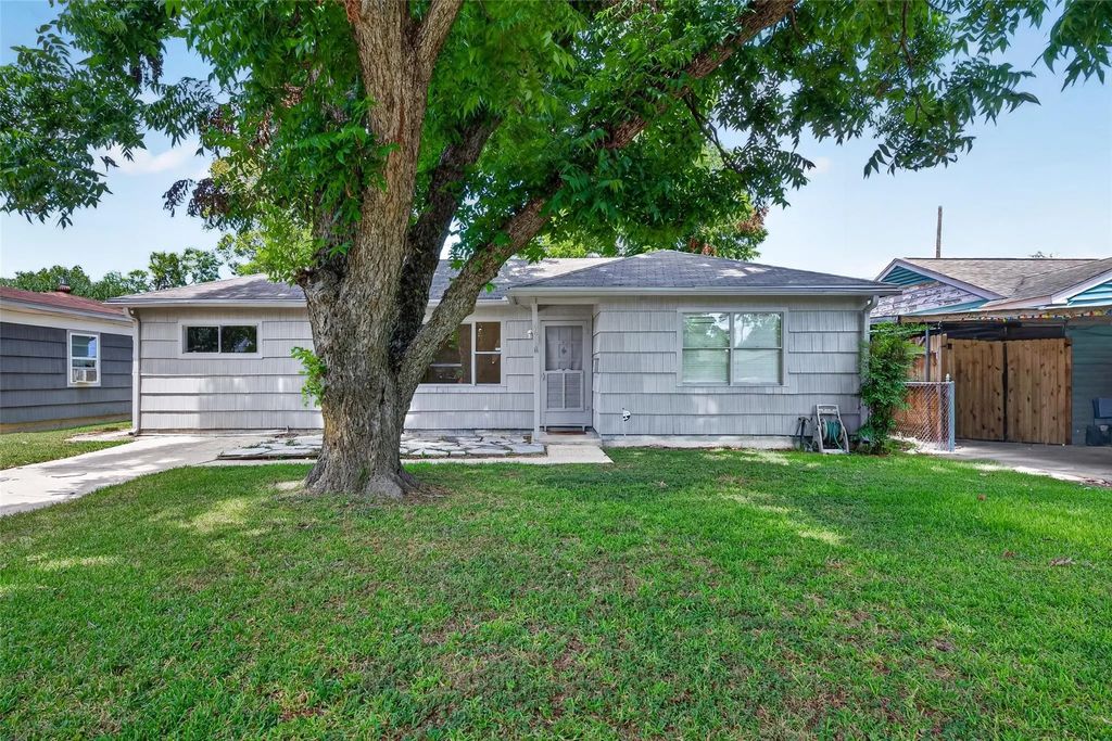 6610 Barney Road, Houston