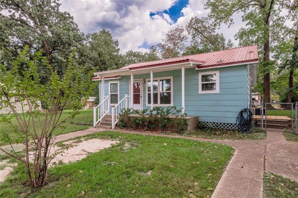 145 Pine Hollow Lane, Huntsville